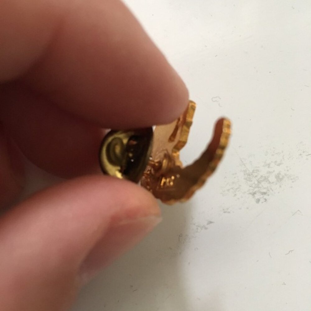 Vintage book worm pin! - Picture 4 of 5
